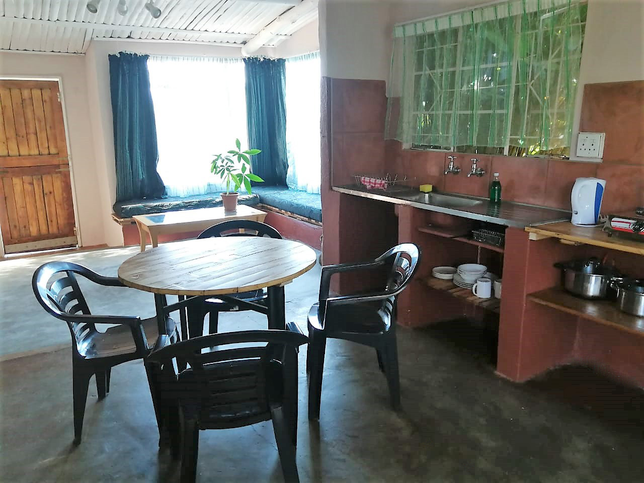 Family 4 Kitchen